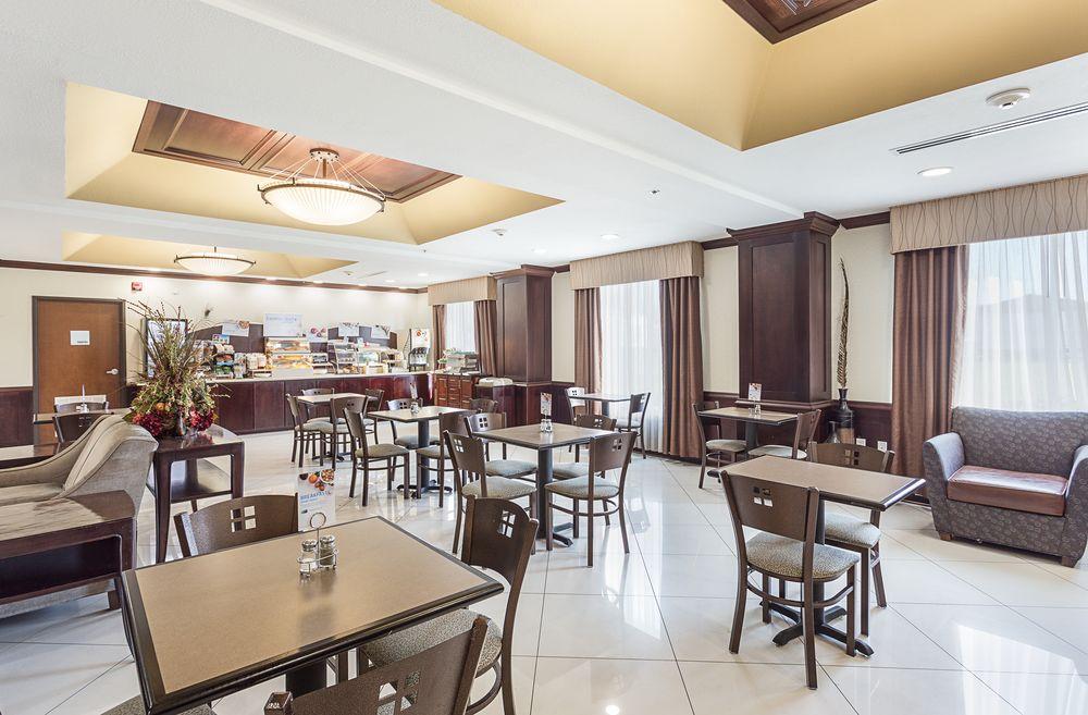 Holiday Inn Express Hotel & Suites Byram By Ihg Εξωτερικό φωτογραφία