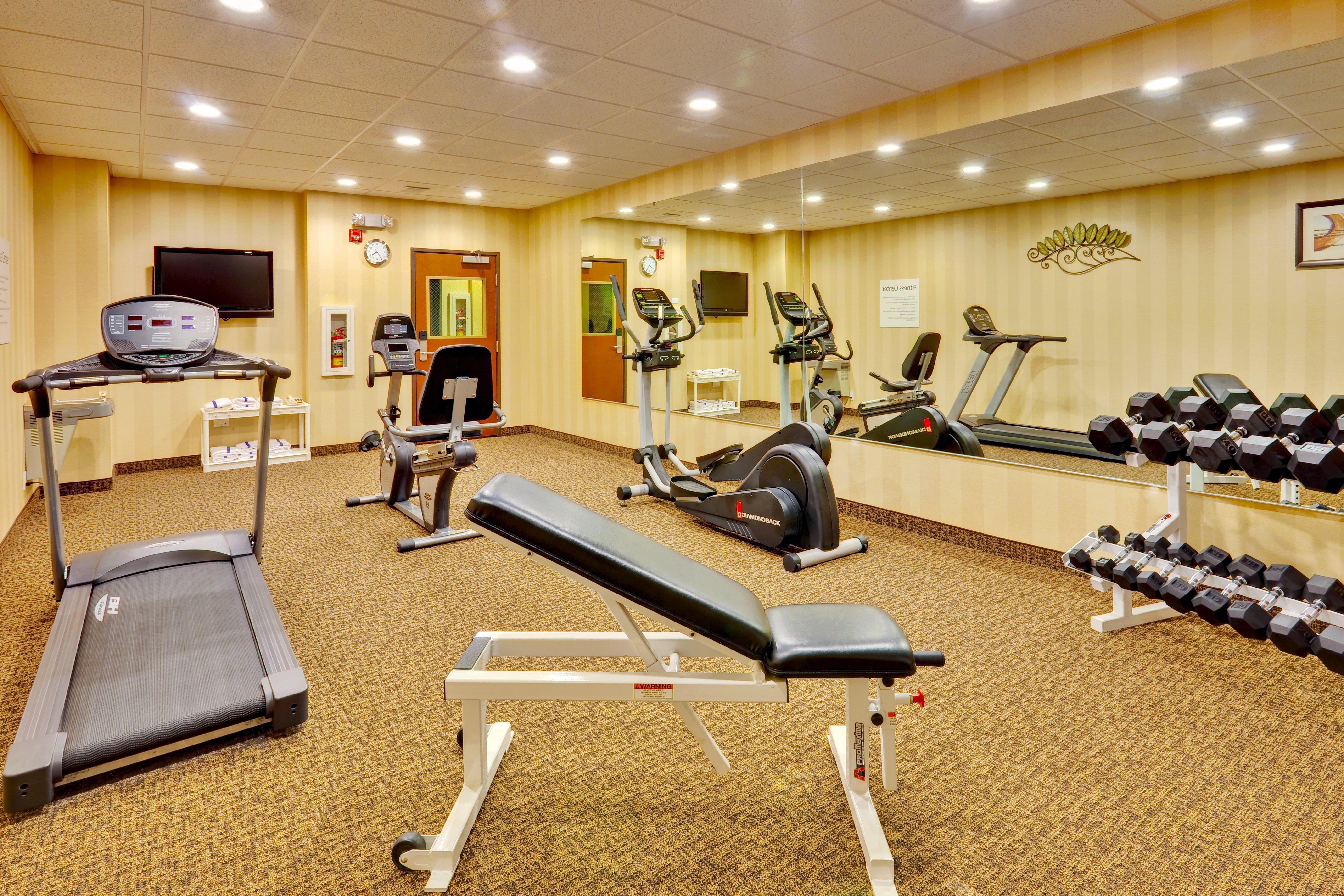Holiday Inn Express Hotel & Suites Byram By Ihg Εξωτερικό φωτογραφία