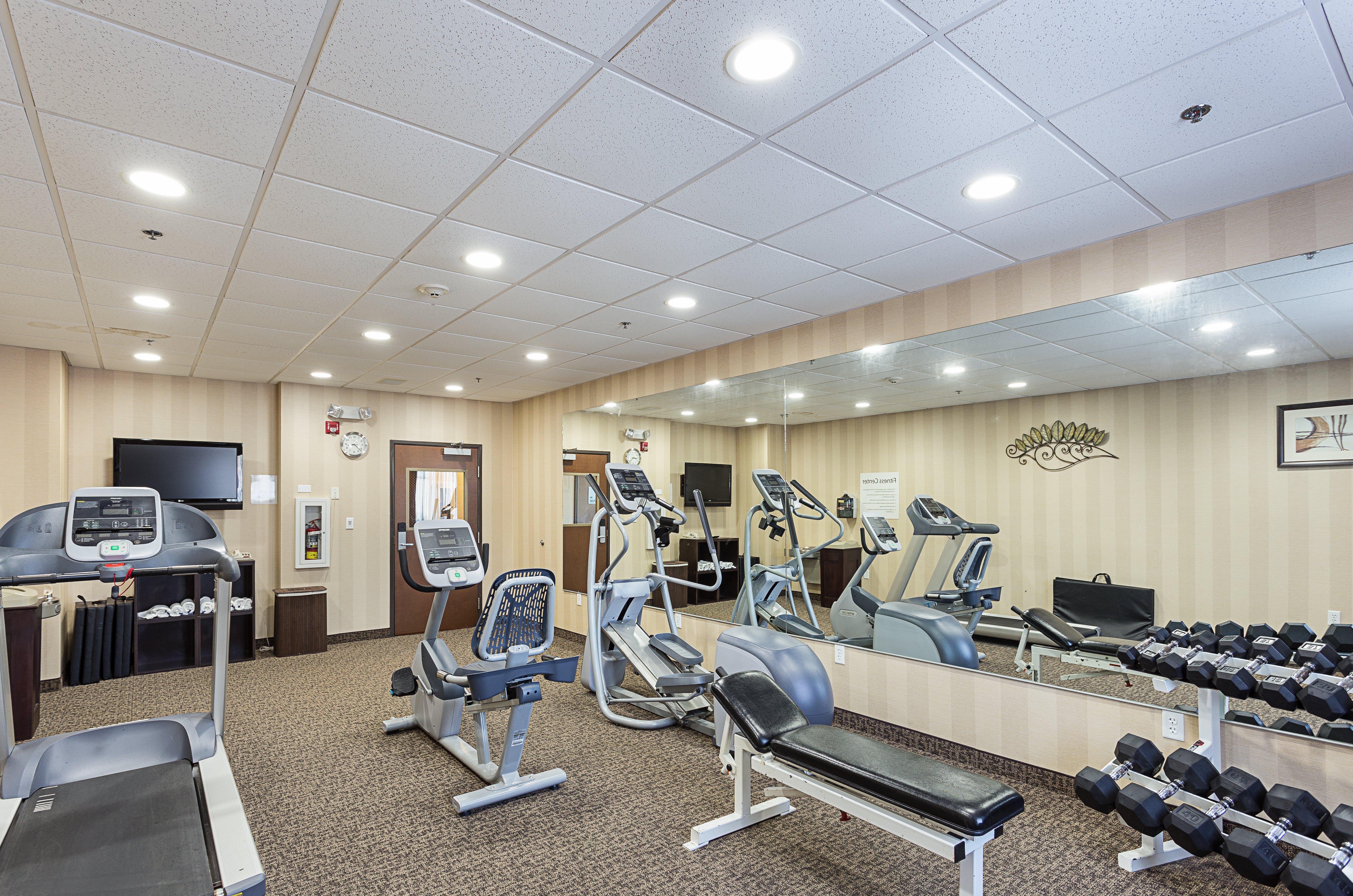 Holiday Inn Express Hotel & Suites Byram By Ihg Εξωτερικό φωτογραφία