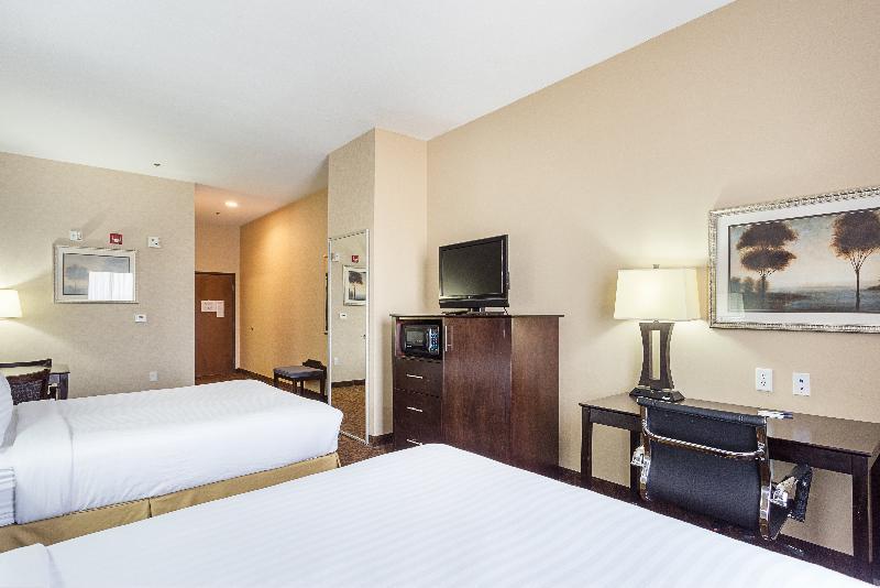 Holiday Inn Express Hotel & Suites Byram By Ihg Εξωτερικό φωτογραφία